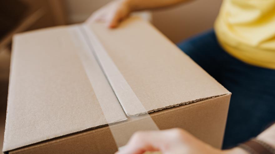 pexels-karolina-grabowska-paket-onlineversand